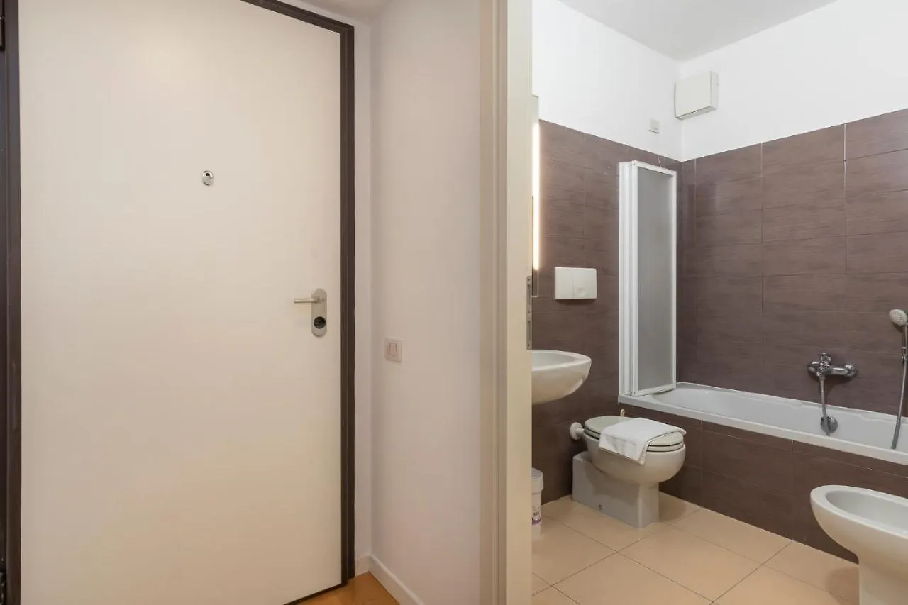 New Apartment Close To Linate Airport Salomone 1 Milan